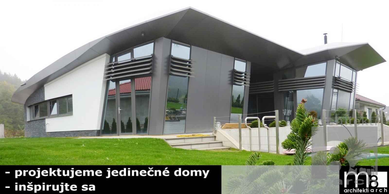 Referenčné projekty / Realizácia domu vo svahu Banská Bystrica - foto Referenčné projekty / Realizácia domu vo svahu Banská Bystrica - foto