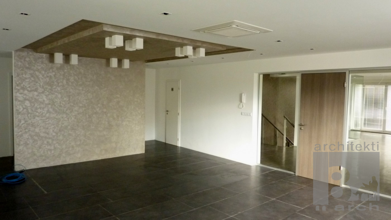 Referenčné projekty / Realizácia- kancelárie v Podunajských Biskupiciach - foto Referenčné projekty / Realizácia- kancelárie v Podunajských Biskupiciach - foto