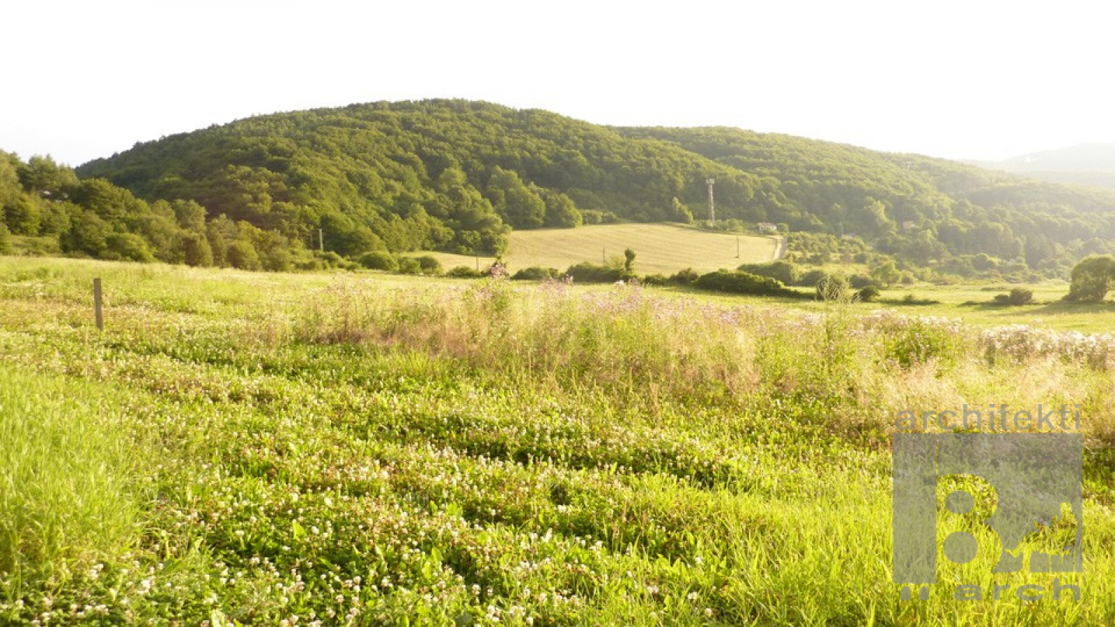 Referenčné projekty / Realizácia poľovnícka vila Trenčín - foto
