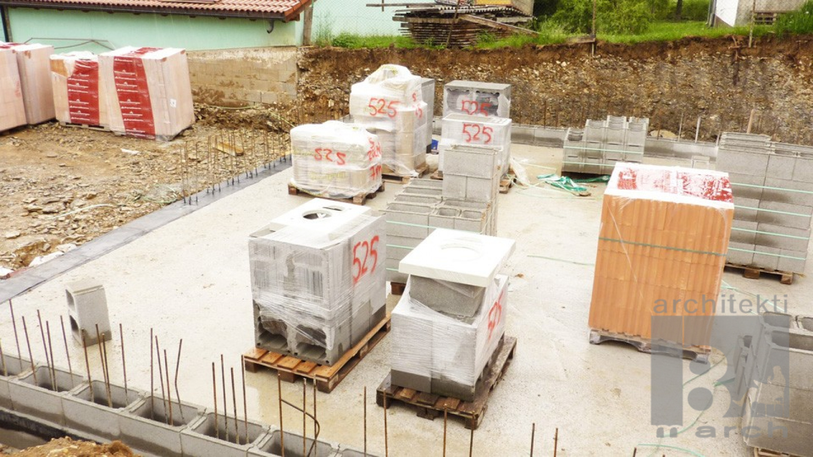Referenčné projekty / Realizácia poľovnícka vila Trenčín - foto