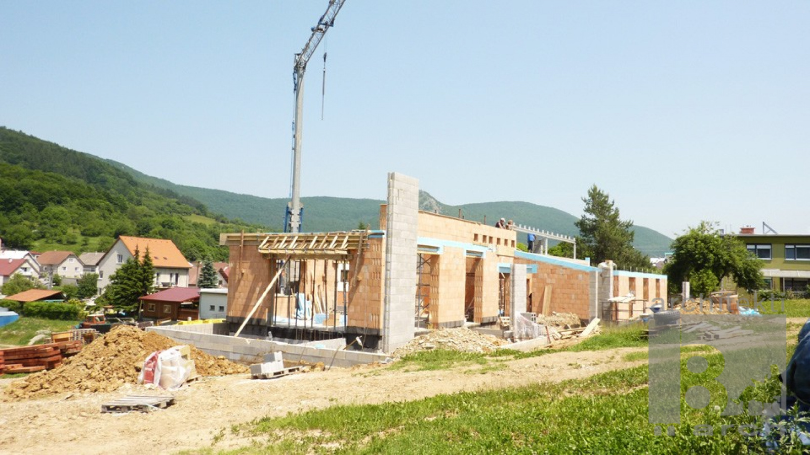 Referenčné projekty / Realizácia poľovnícka vila Trenčín - foto