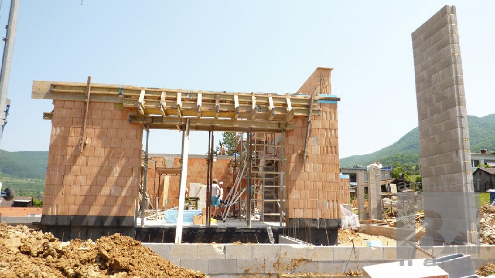 Referenčné projekty / Realizácia poľovnícka vila Trenčín - foto