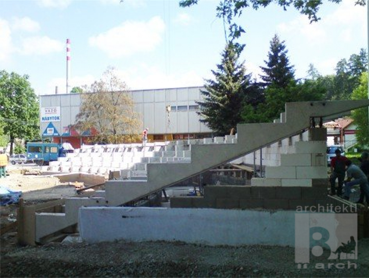 Referenčné projekty / Realizácia - námestie  Hriňová - foto Referenčné projekty / Realizácia - námestie  Hriňová - foto