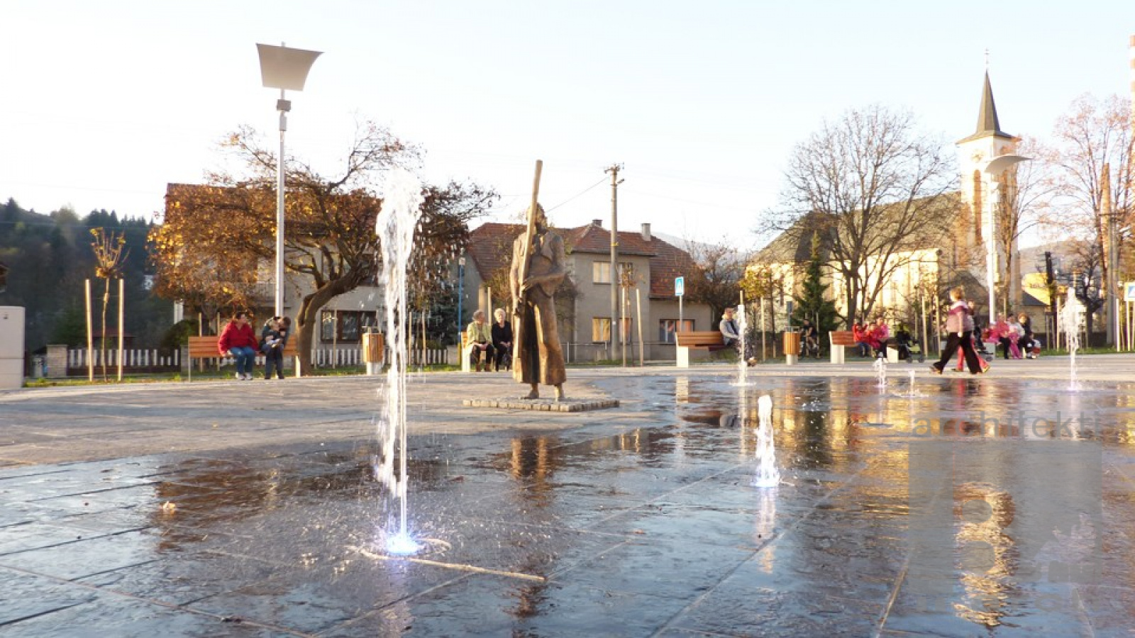 Referenčné projekty / Realizácia - námestie  Hriňová - foto Referenčné projekty / Realizácia - námestie  Hriňová - foto