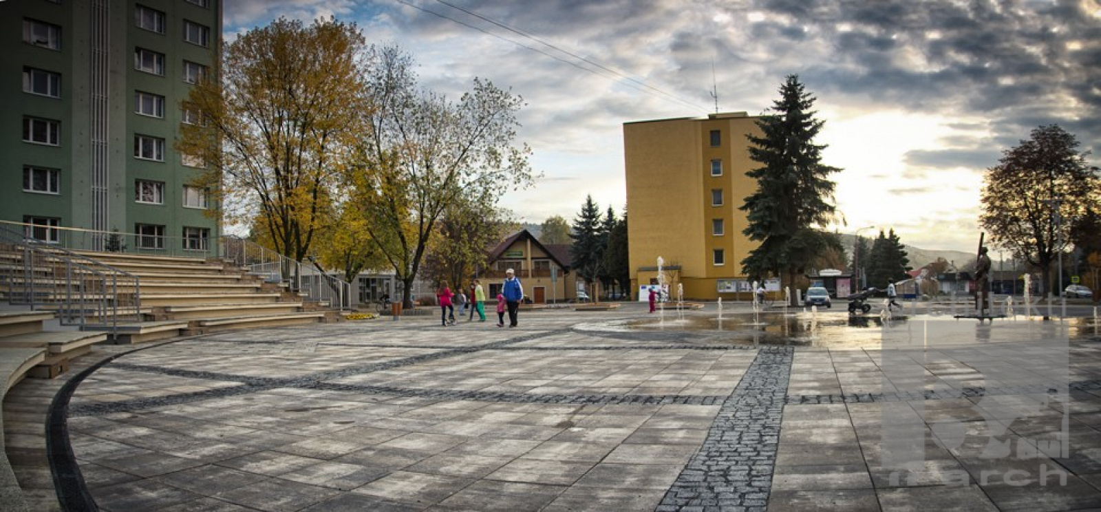 Referenčné projekty / Realizácia - námestie  Hriňová - foto Referenčné projekty / Realizácia - námestie  Hriňová - foto