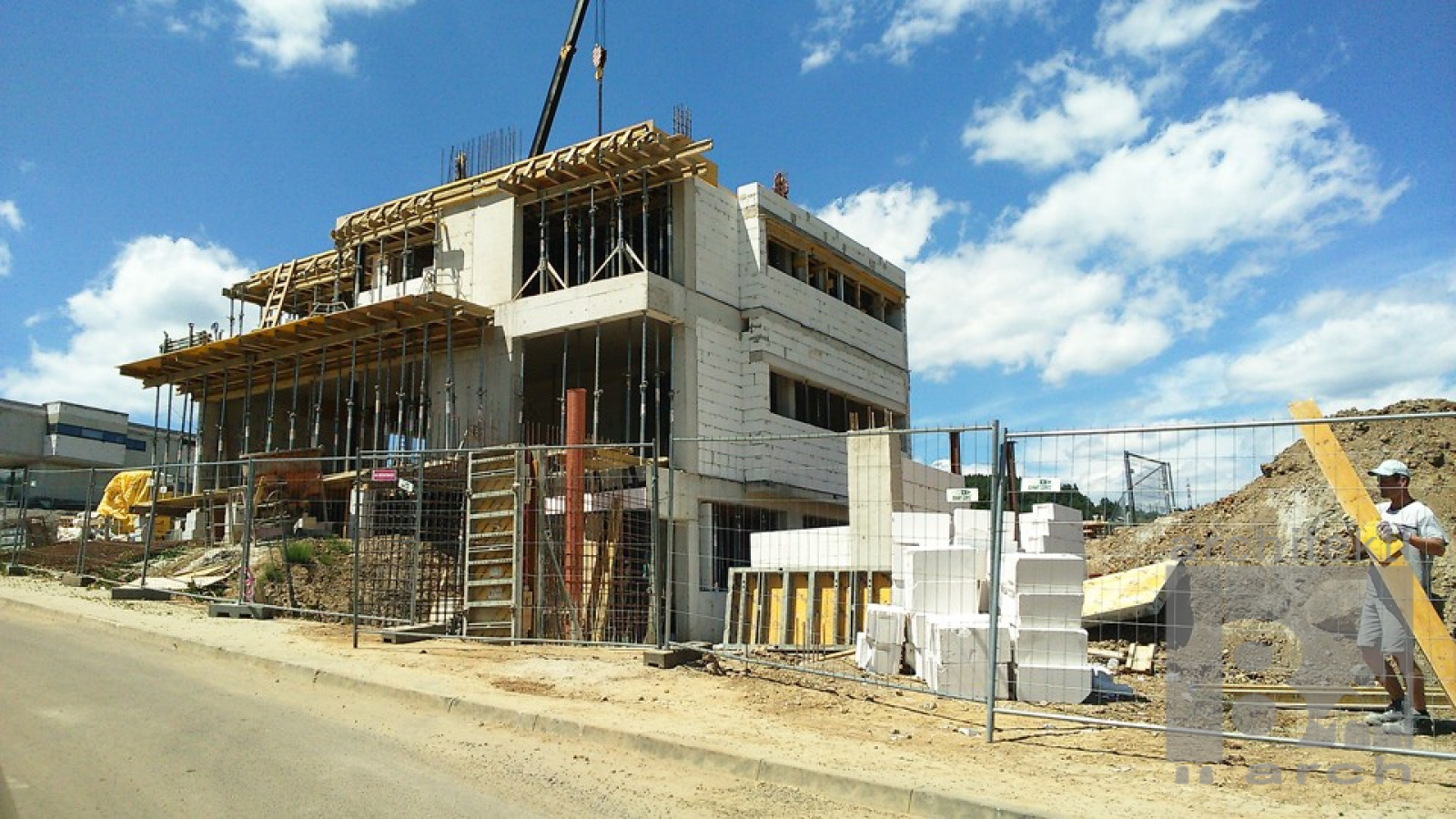 Referenčné projekty / Realizácia admin. budovy Banská Bystrica - foto Referenčné projekty / Realizácia admin. budovy Banská Bystrica - foto